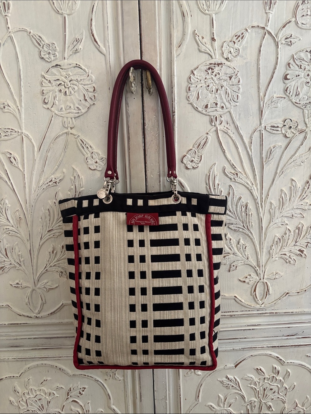 Rare Francois Renier Paris medium reversible  shoulder bag